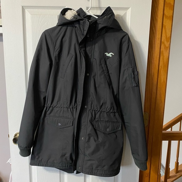 Hollister Jackets & Blazers - Hollister EUC All Weather jacket
